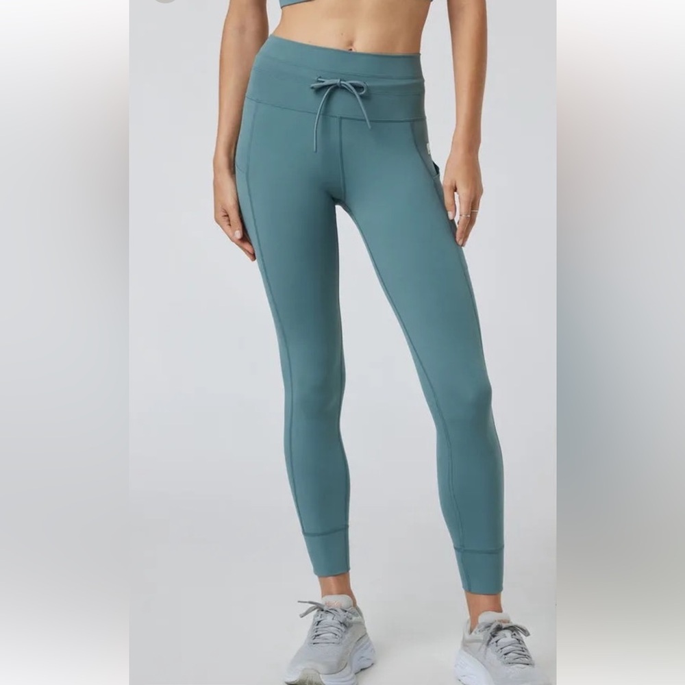 Vuori Teal High-Waist Joggers